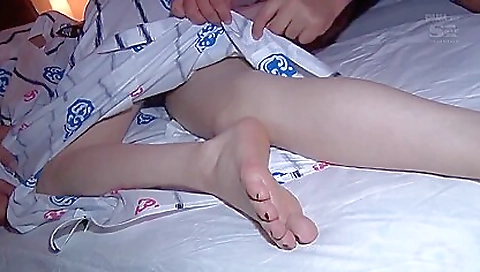 Asian teen girl and her husband are having a bad breakup