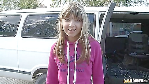 Beautiful blonde teen with a nice body enjoys outdoor sex