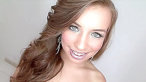 Cute girl has a big cup after blowjob in hot video