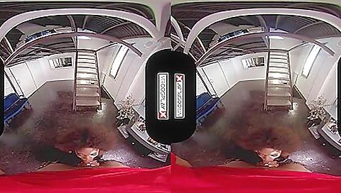 Sexy pornstar Luna corazon gets toppled in vr porn movie