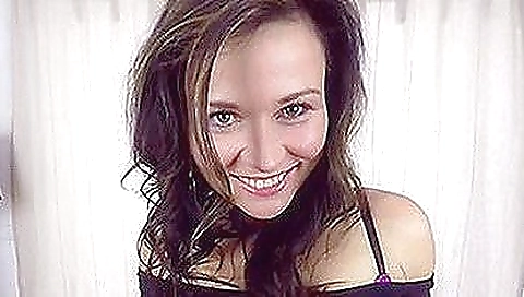 Cute brunette with a sexy body gets her pussy slit up